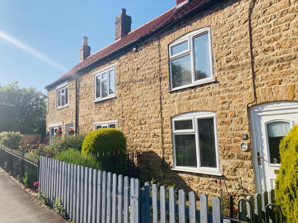 Cosy Cottage Four Miles From Lincoln City Centre ภายนอก รูปภาพ